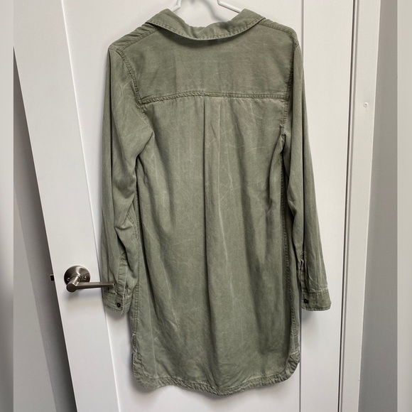 Button-down shirt dress - Picture 2 of 3